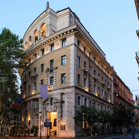 Hotel Grand Palace 5*