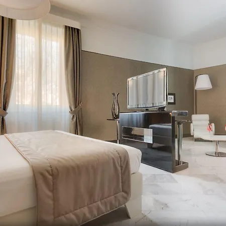 Hotel Grand Palace Rome