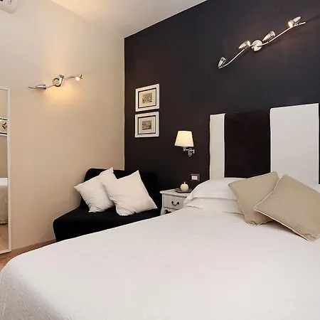 Maison d'hôtes Daplace - Hqh Colosseo Rome