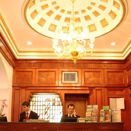 Augusta Lucilla Palace Hotel Rome