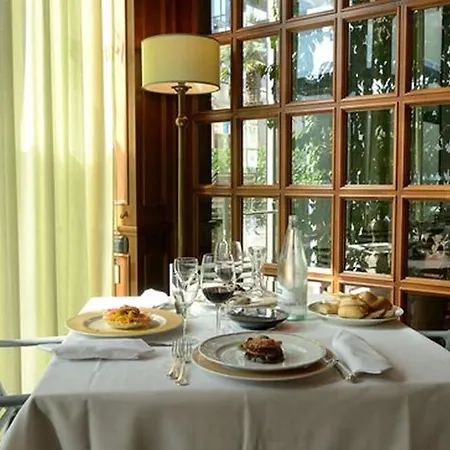 Dei Congressi Hotel 4*