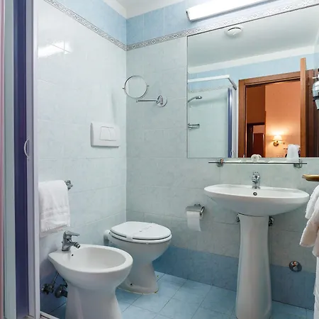Paris Hotel