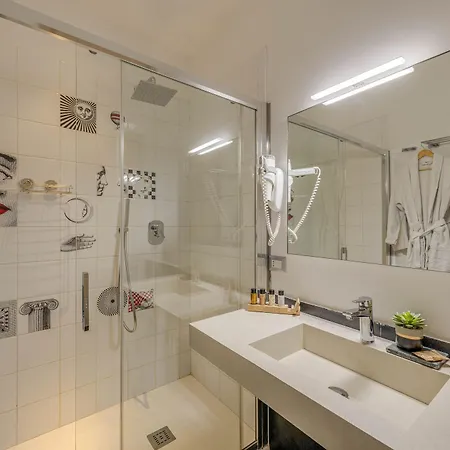 Hotel Trevi Rome