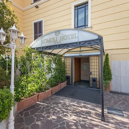 Hotel Romoli 3*