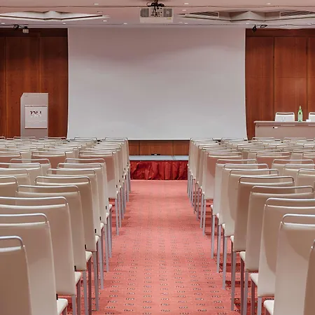 Hotel Nh Carpegna