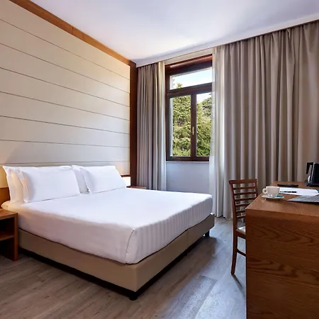 Occidental Aurelia Hotel 4*