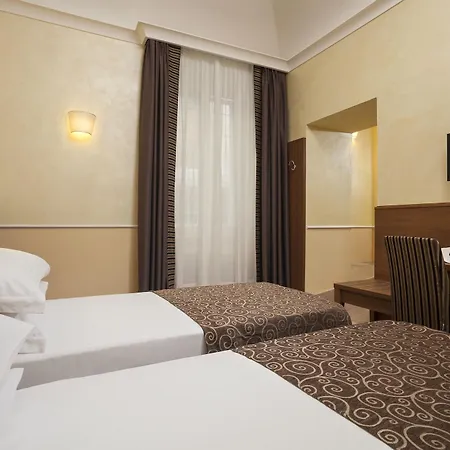Hotel Kennedy 3*