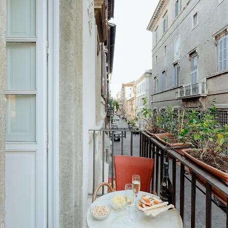 فندق مبيت وإفطار ريليه جوليا 2*