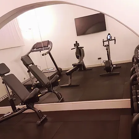 Monti Palace Hotell 4*