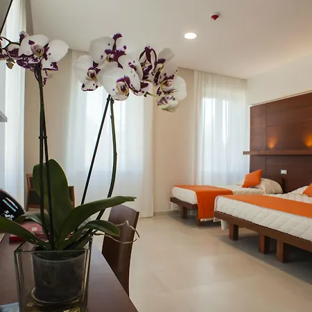 Hotel Angelina - Casa Per Ferie 3*