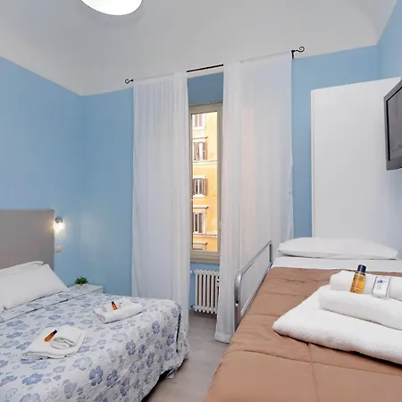 Domus Domas & Boutique - Golden Keys Collection 3* Rome
