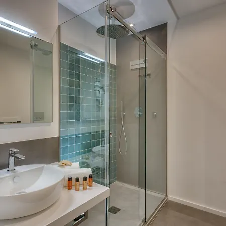 Navona Theatre Hotel