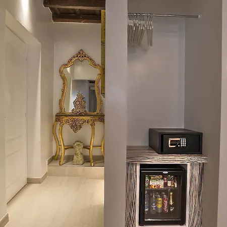 Spagna Luxury'n Trevi Guest house
