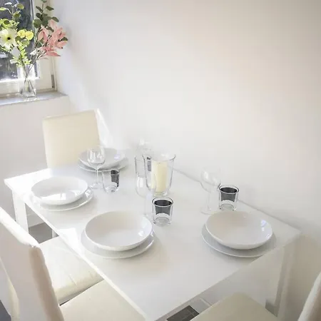 Laura Sweet Con Piscina Apartment Rom