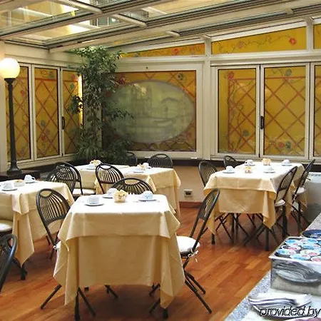 Regno Hotel