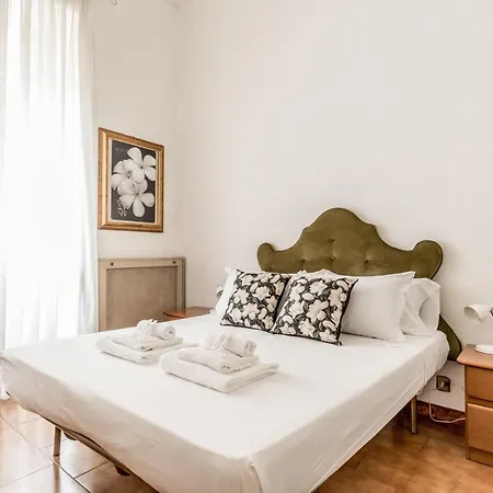 Bbhome Elegant In Front Of Termini Station *