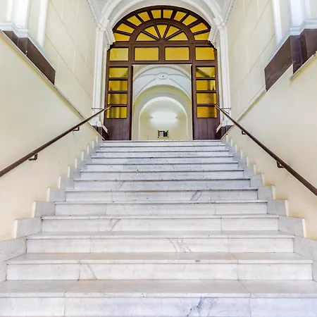 Apartment Bbhome Elegant In Front Of Termini Station