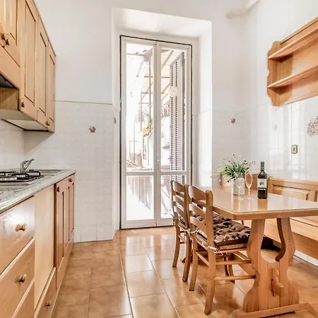 Apartment Bbhome Elegant In Front Of Termini Station Rome
