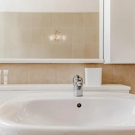 Apartment Bbhome Elegant In Front Of Termini Station *