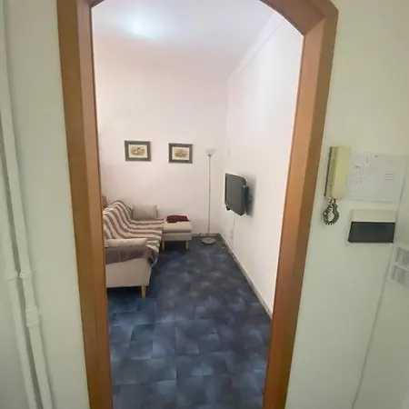 House Nomentano Apartment