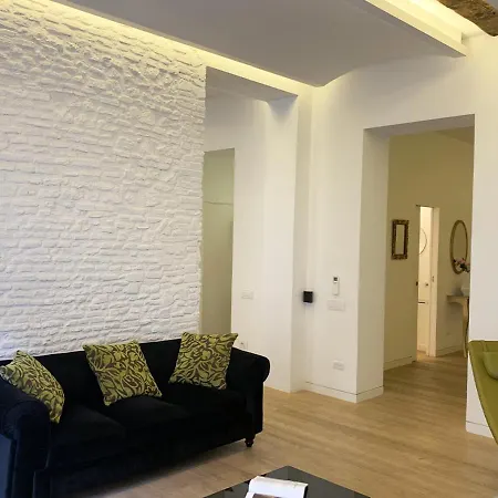 Apartment Arcasuite Tritone Luxury