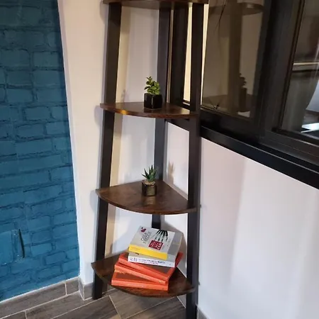 Juno Apartment *