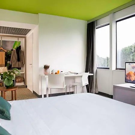 Pisana Hotel Roma