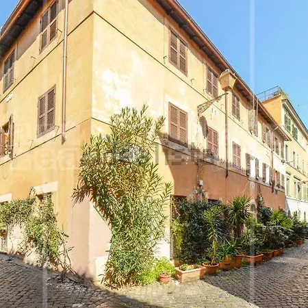 Trastevere Apartment
