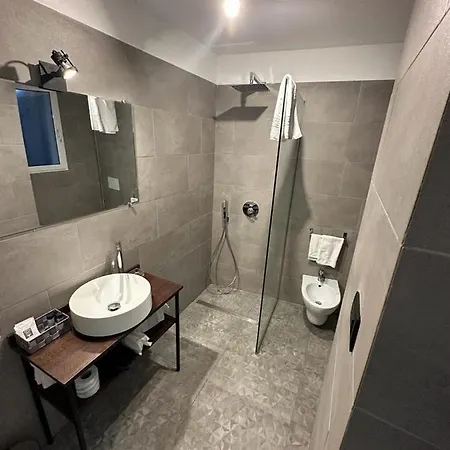 Hotel cápsula Dazio Exclusive *