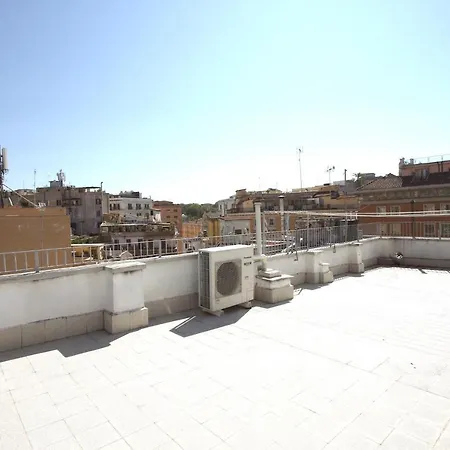 Monti House * Rome