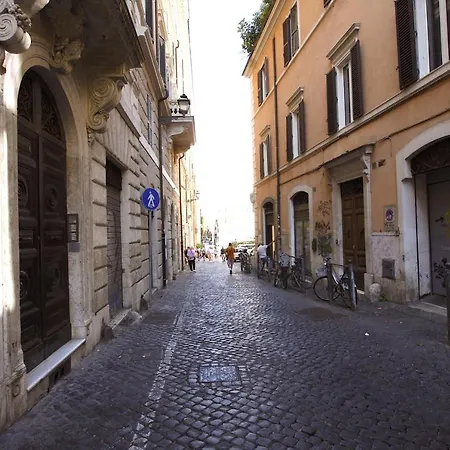 Monti House Aparthotel Rome