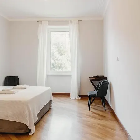 Domus Mazzini 157 Apartment *