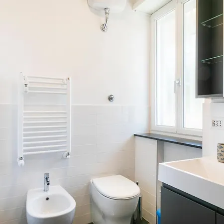 Cozy Flat 2 Bedrooms 2 Bathrooms With Balcony Apartment Rome