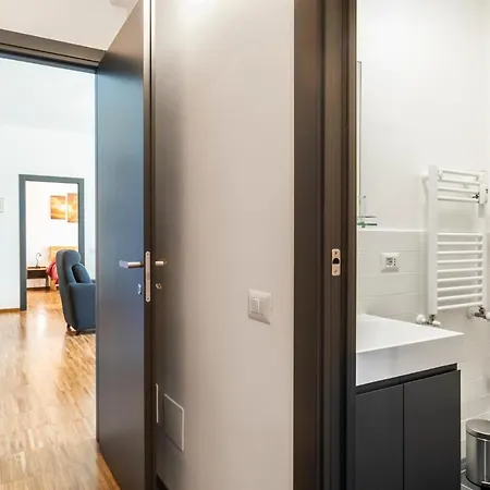 Cozy Flat 2 Bedrooms 2 Bathrooms With Balcony Apartment Rome