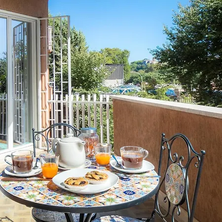 Cozy Flat 2 Bedrooms 2 Bathrooms With Balcony Apartment *