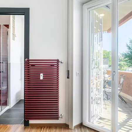 Apartment Cozy Flat 2 Bedrooms 2 Bathrooms With Balcony