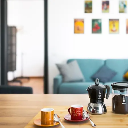 Apartment Cozy Flat 2 Bedrooms 2 Bathrooms With Balcony
