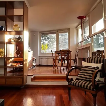 Open Space In Prati Apartment *