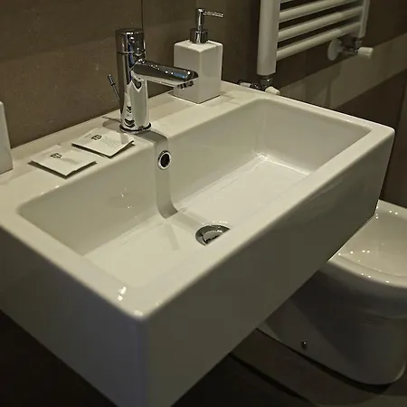 לינה וארוחת בוקר Maison Flaminio 4*