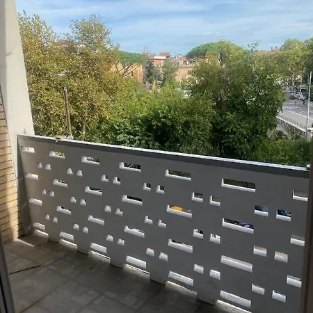 Ponte Tazio By Ghor Apartment