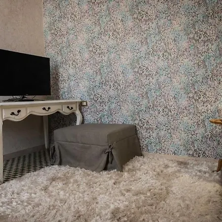 Apartamento Merulana Penthouse: 5 Minutes Walk From Colosseum