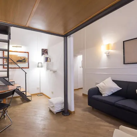 Spanish Steps Frezza Loft Apartment