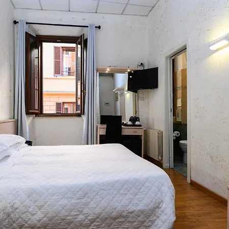 Otel Julia 3*