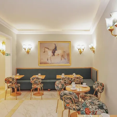 Palazzo Dei Cardinali מלון 3*