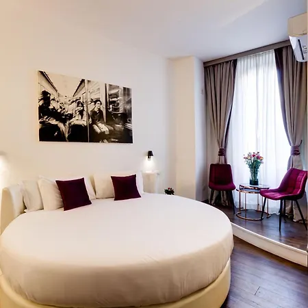 Piazza Farnese Luxury Bed & Breakfast 2*