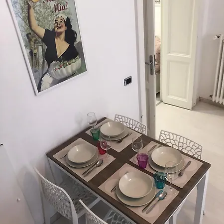 Rome Holiday Home Apartment *