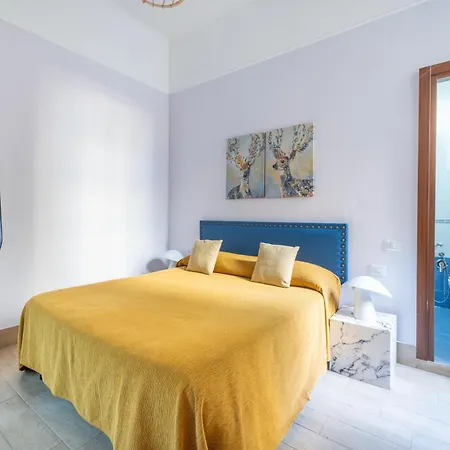 Domus Castroni Scipioni Bed & Breakfast *