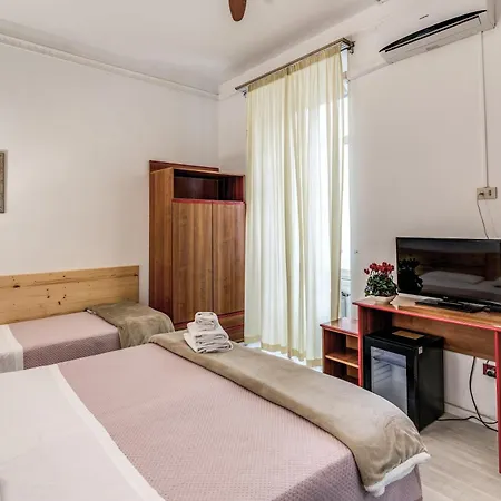 Hotel Altavilla 9 Rome