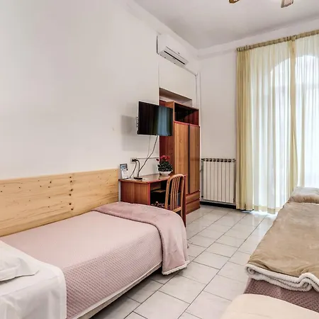 Altavilla 9 2* Rome