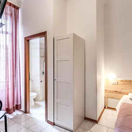 Altavilla 9 Hotel 2*